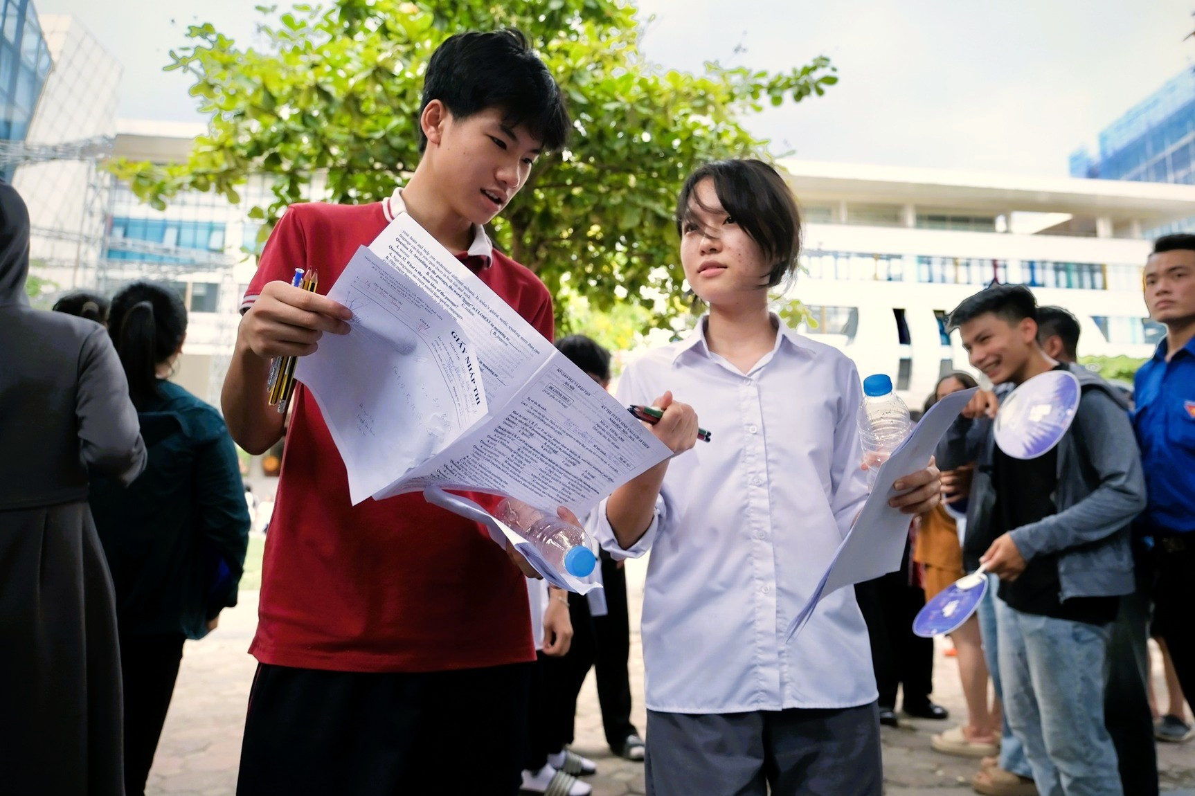 Hà Nội: Công bố điểm thi vào lớp 10 năm 2025 từ ngày 4/7, thí sinh có thể tra cứu trực tuyến 1 ha-noi-cong-bo-diem-thi-vao-lop-10