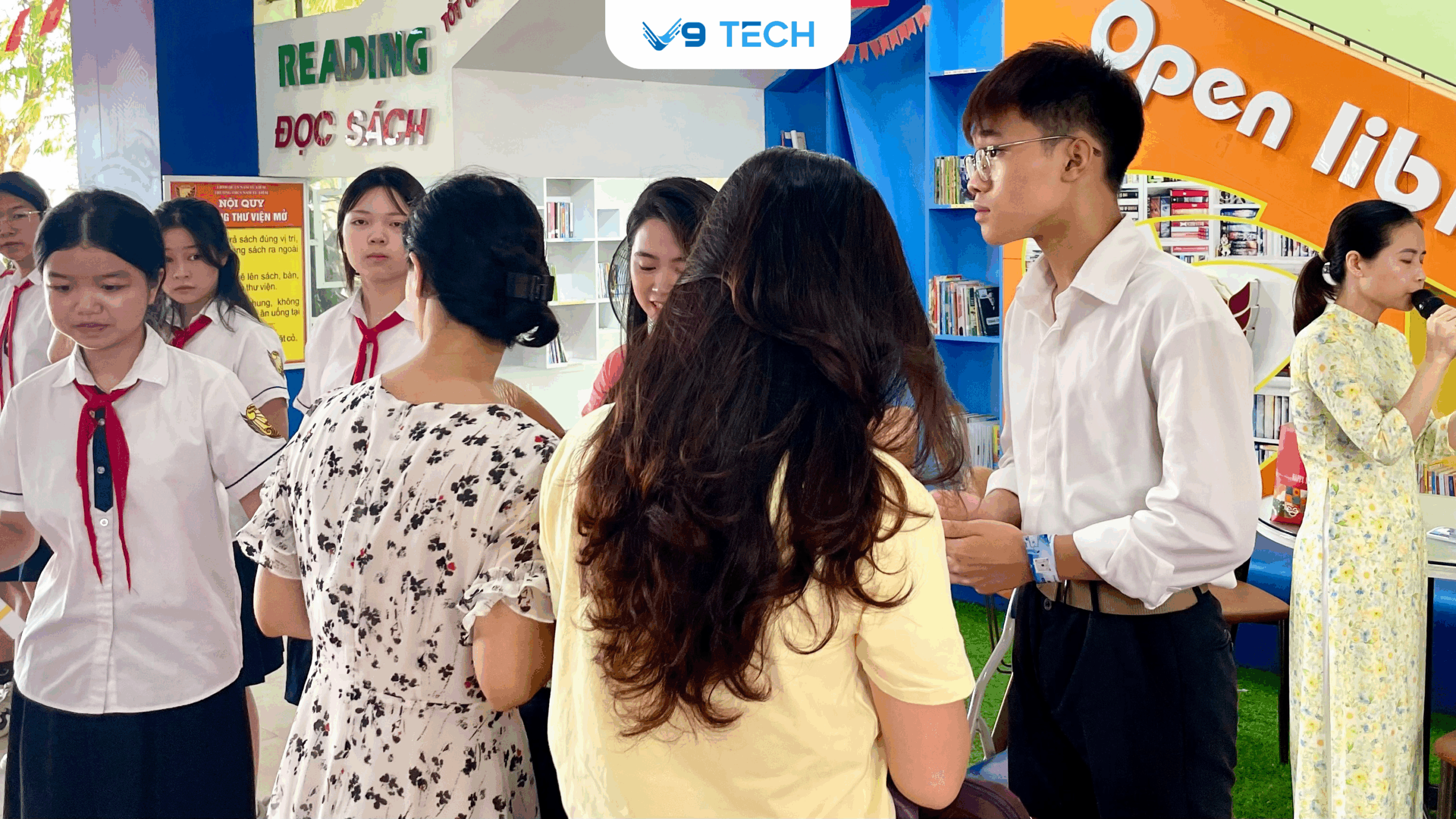 V9 Tech đồng hành cùng ngày hội Khoa học công nghệ, đổi mới sáng tạo và chuyển đổi số ngành GD&ĐT phường Xuân Phương năm học 2025 – 2026 4 V9 Tech đồng hành cùng chuyển đổi số giáo dục tại THCS Nam Từ Liêm
